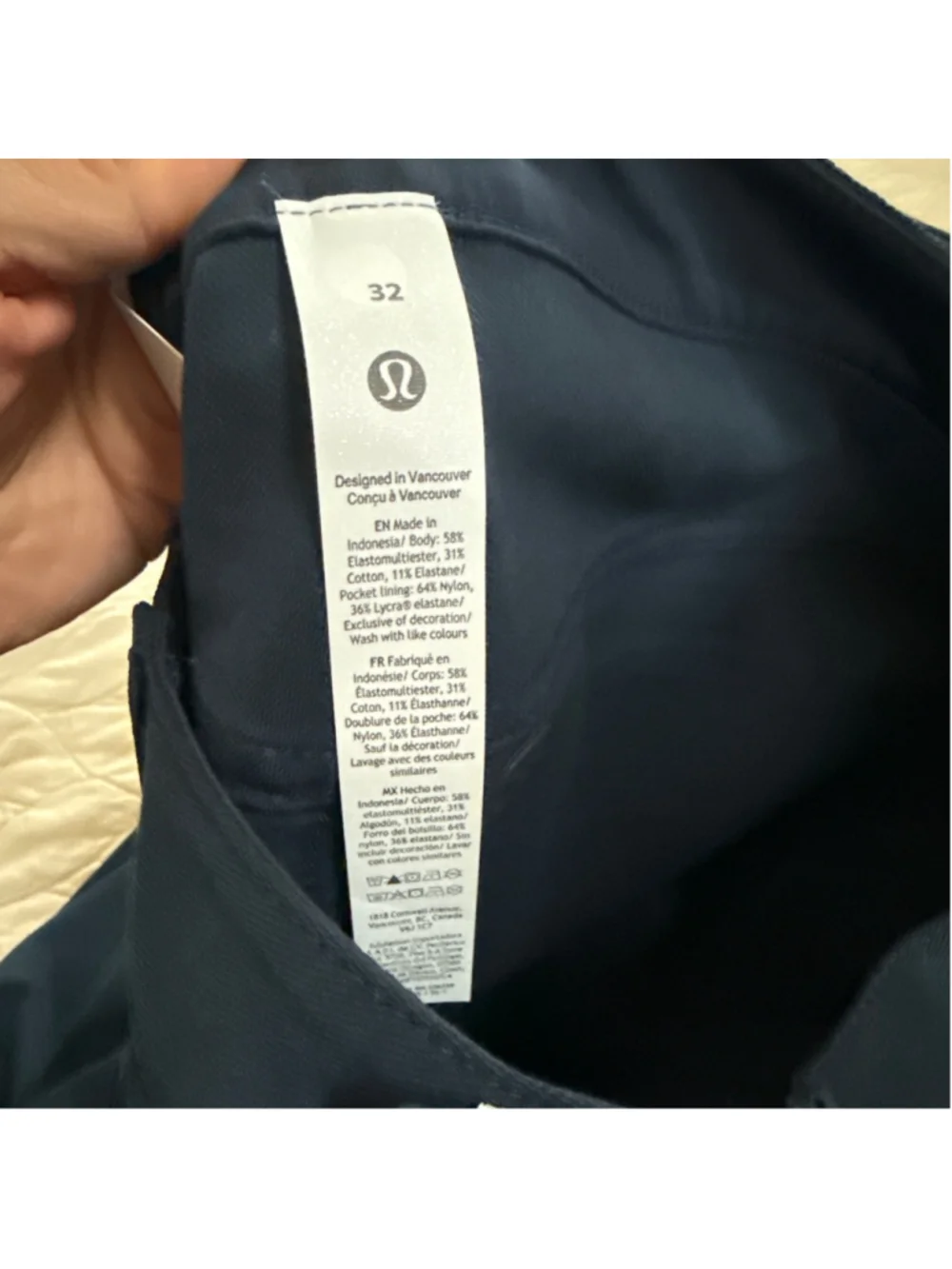 Women's Lululemon Navy EasyFive LR Classic-Wide Pant, Size 32 - Picture 4 of 6